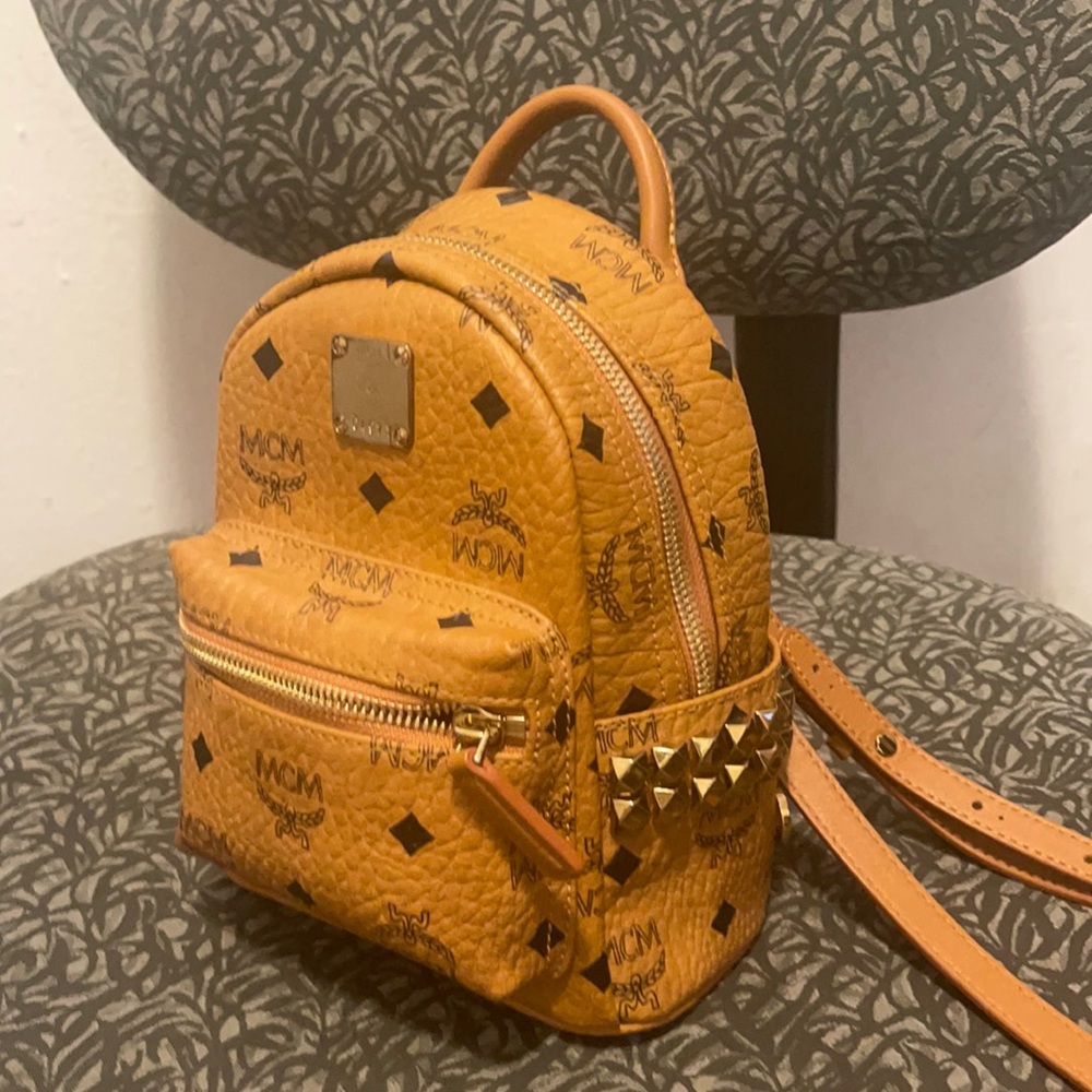 MCM Size -21cm /8.3” color- Cognac